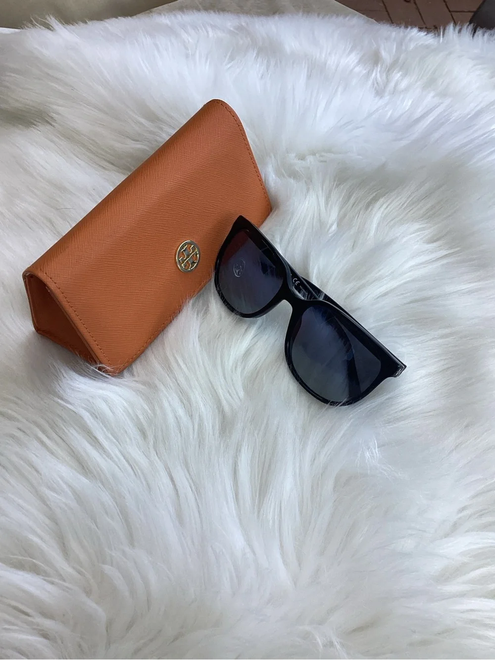 Tory Burch TY7106 Polarized Black Sunglasses w/Case Gradient Blue Lenses